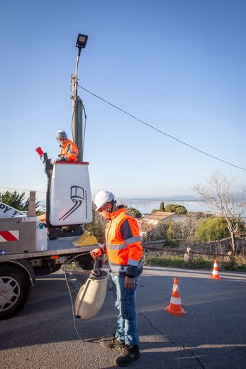 The city of Sète is trying to reduce its energy consumption with an intelligent public lighting system