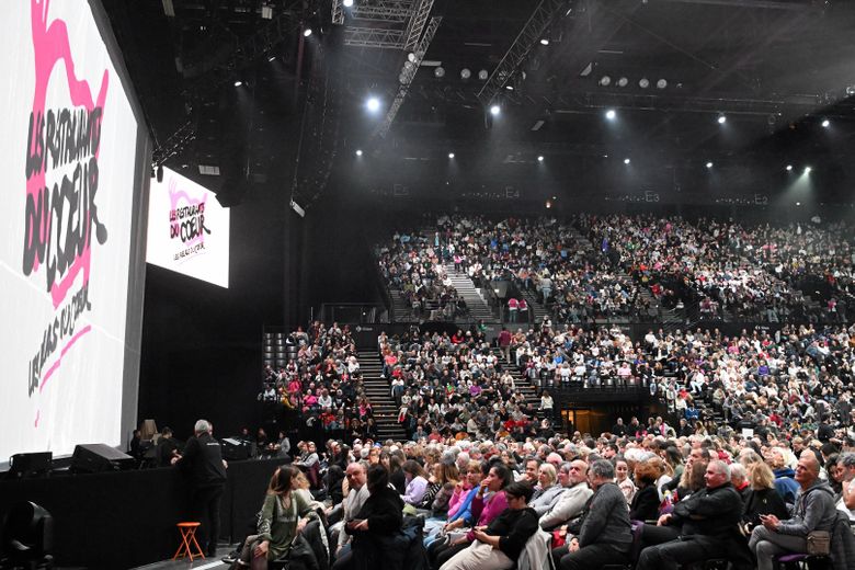 On a vu la répétition générale du spectacle pour les Restos du cœur : et si c’était le meilleur des Enfoirés ?