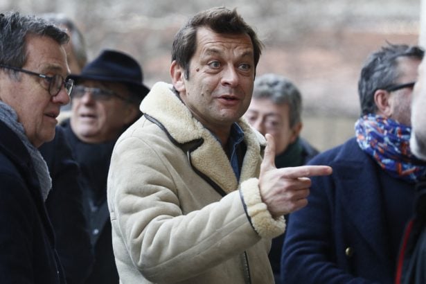 Obsèques de Jean-Luc Petitrenaud : Valérie Expert, Laurent Cabrol, Philippe Lavil… Pluie de célébrités pour un dernier adieu (Photos)