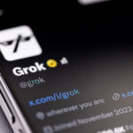 L’application Grok fait ses débuts sur iPhone : un nouveau concurrent pour ChatGPT