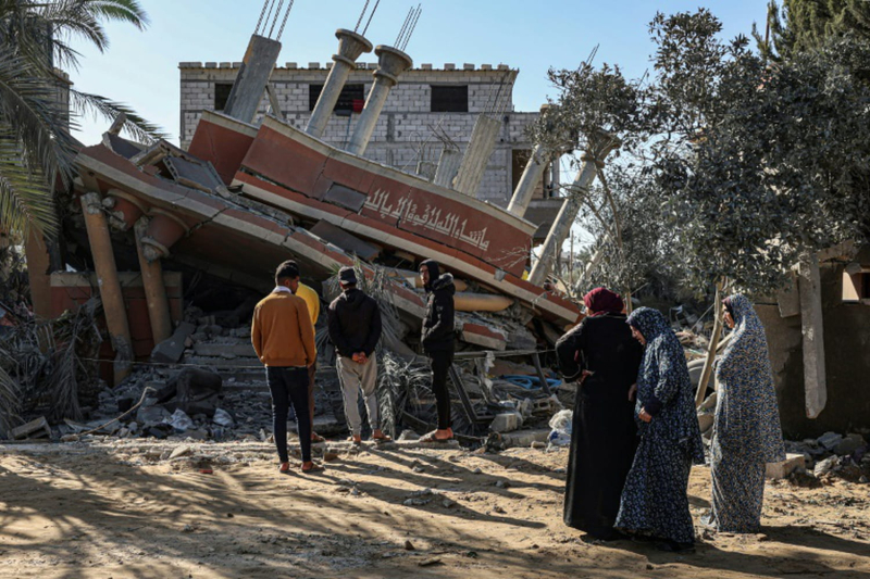 Biden calls Hamas for ceasefire in Gaza, negotiations continue in Cairo