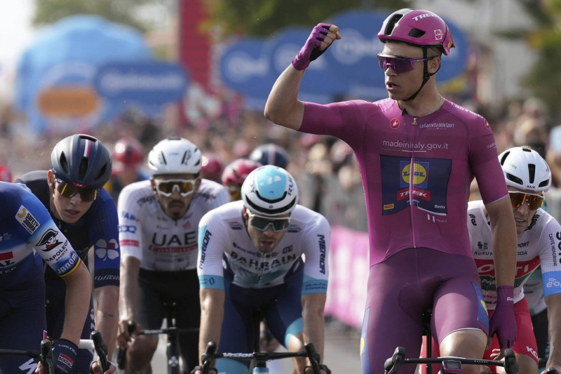 DIRECT. Giro 2024: the hat-trick for Jonathan Milan, the summary of the stage
