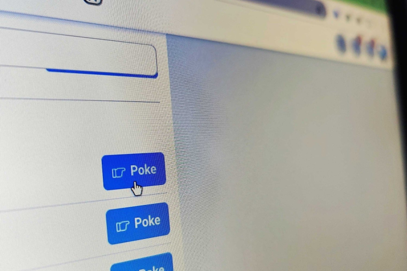 Here is the unusual story of the invention of Facebook “Poke”
