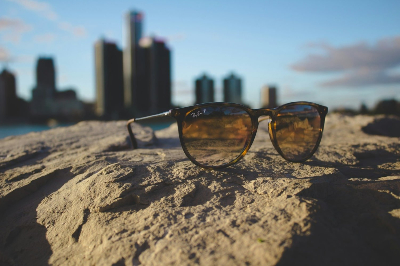 Has Ray-Ban become a kingmaker in tech ?