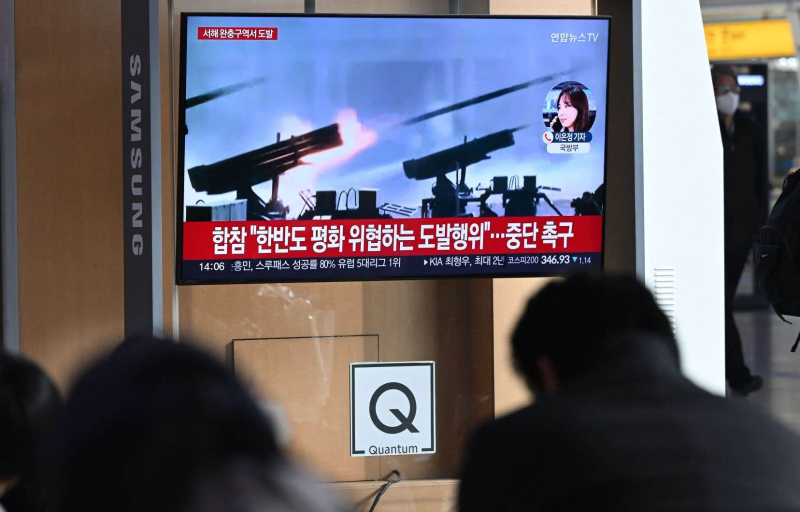Pyongyang fires some 200 shells offshore, orders civilians on South Korean island to evacuate